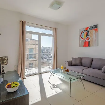 Spinola Bay Portomaso Private Flats *