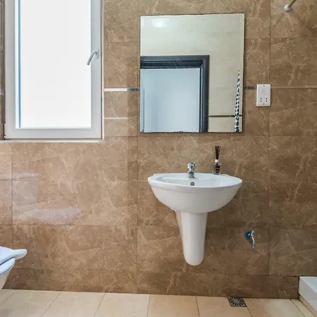 Spinola Bay Portomaso Private Flats * St. Julian's