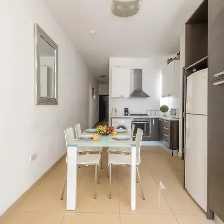 Spinola Bay Portomaso Private Flats * St. Julian's